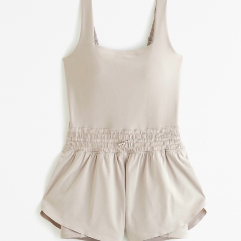 YPB sculptLUX Hybrid Flyaway Onesie